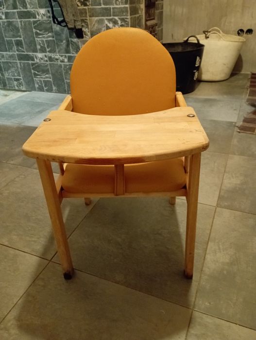 Стільчик для годування , крісло для годування