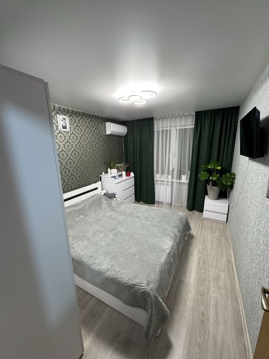 Продам 2-кімнатну квартиру в Яворові