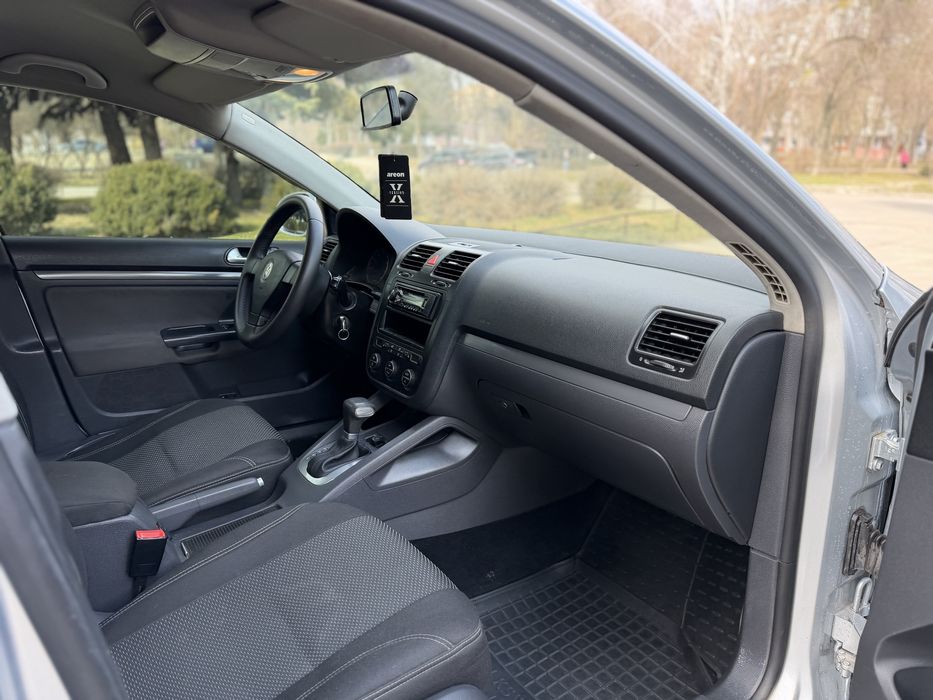 Volkswagen Jetta 2008 На автоматі Газ/бензин