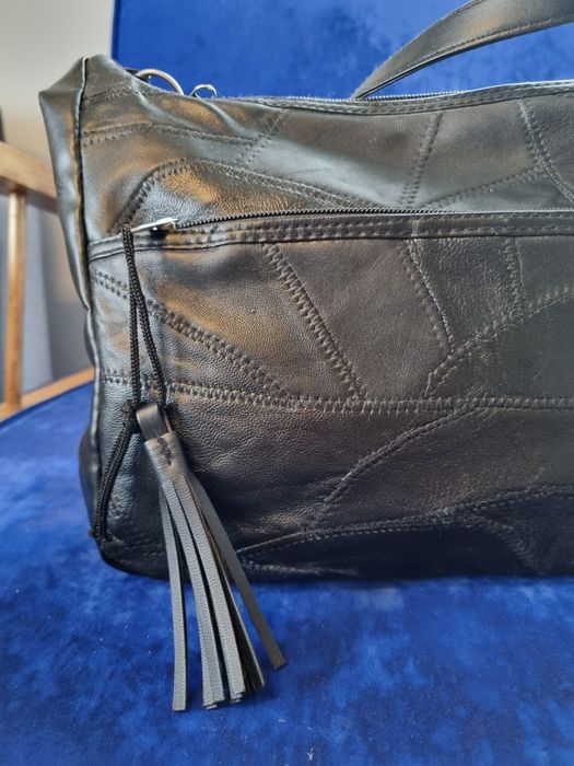 Czarna torebka na ramię