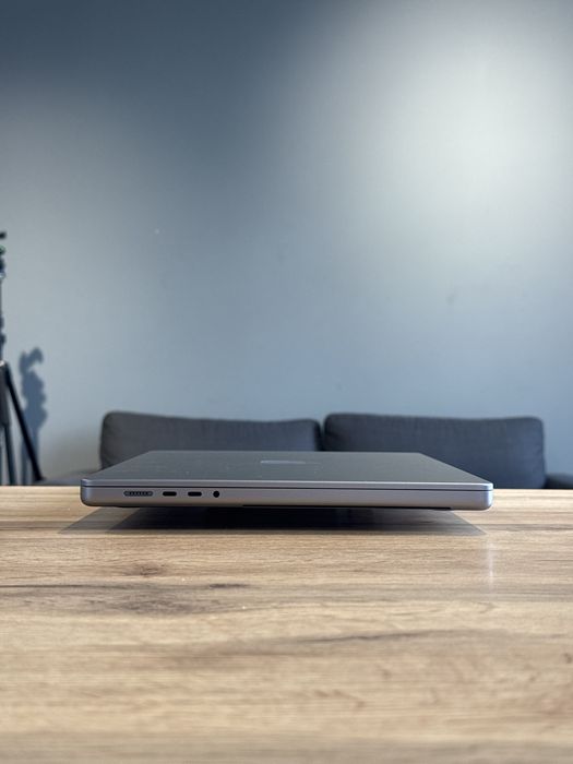 MacBook Pro 16 2023 M2 Max 12/30gpu 64/1tb !! Гарантія від магазину !!