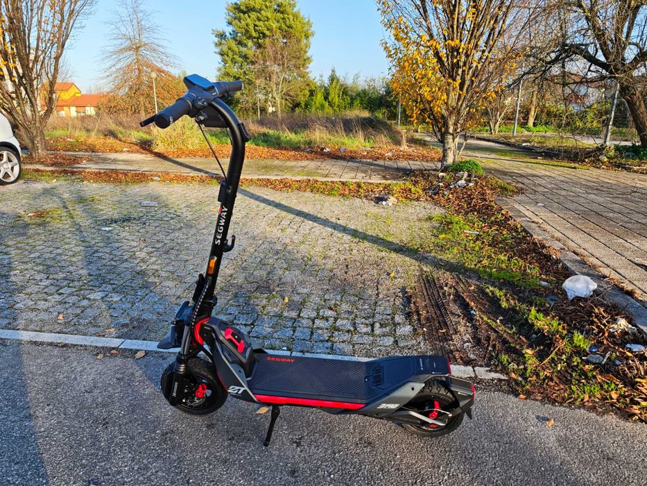 Trotinete Segway ZT3 Pro