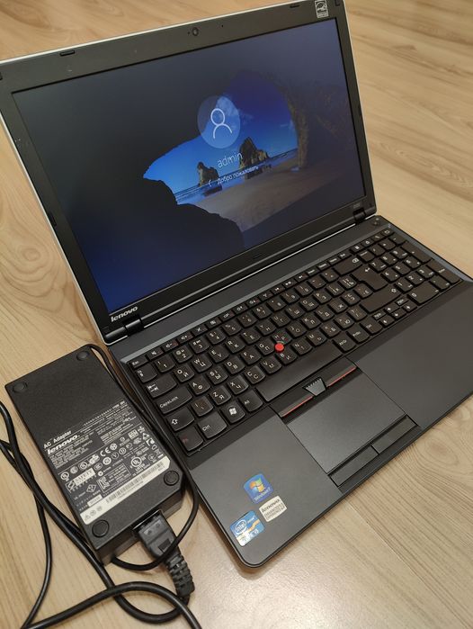 Lenovo ThinkPad Edge E520 Core i5-2450M CPU  6ГБ/720 DDR3