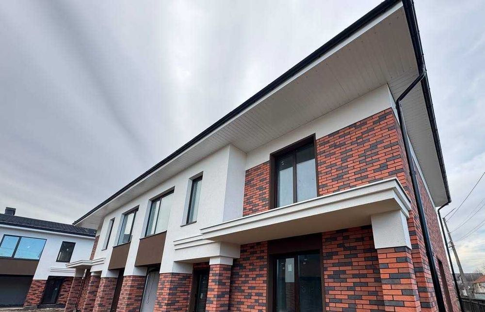 Готовий до ремонту дуплекс, міські комунікації, Вовчинець