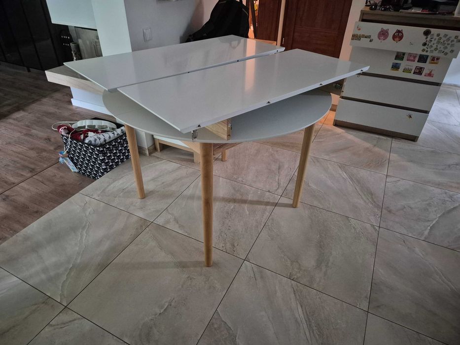 Stół MARSTRAND rozkładany