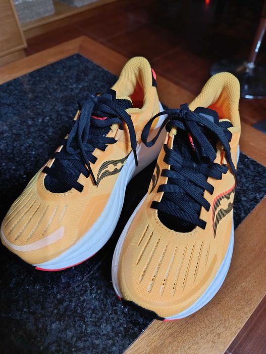 Sapatilhas Saucony Tempus Mulher