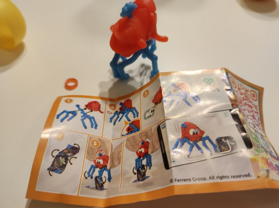 Kinder niespodzianka Applaydu pająk