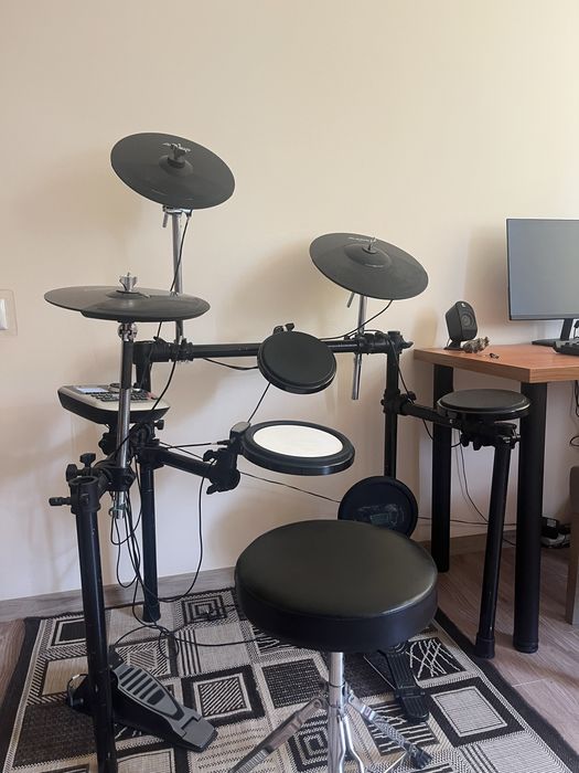 Барабанна установка Alesis DM8