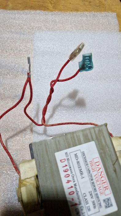 Transformator do kuchenki mikrofalowej