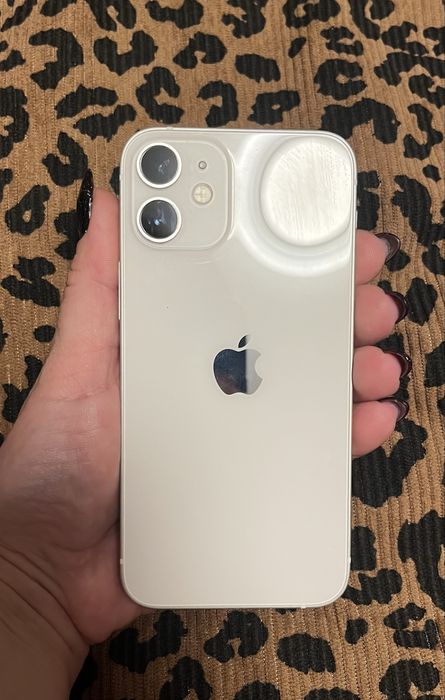 Продам свій смартфон Iphone 12 mini