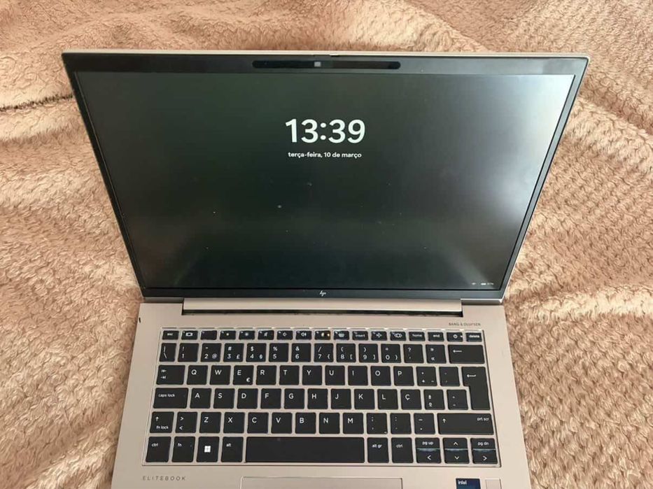 HP EliteBook 840 G9 | i7-1265U | 16GB RAM | Thunderbolt 4 | Wi-Fi 6 | Como Novo