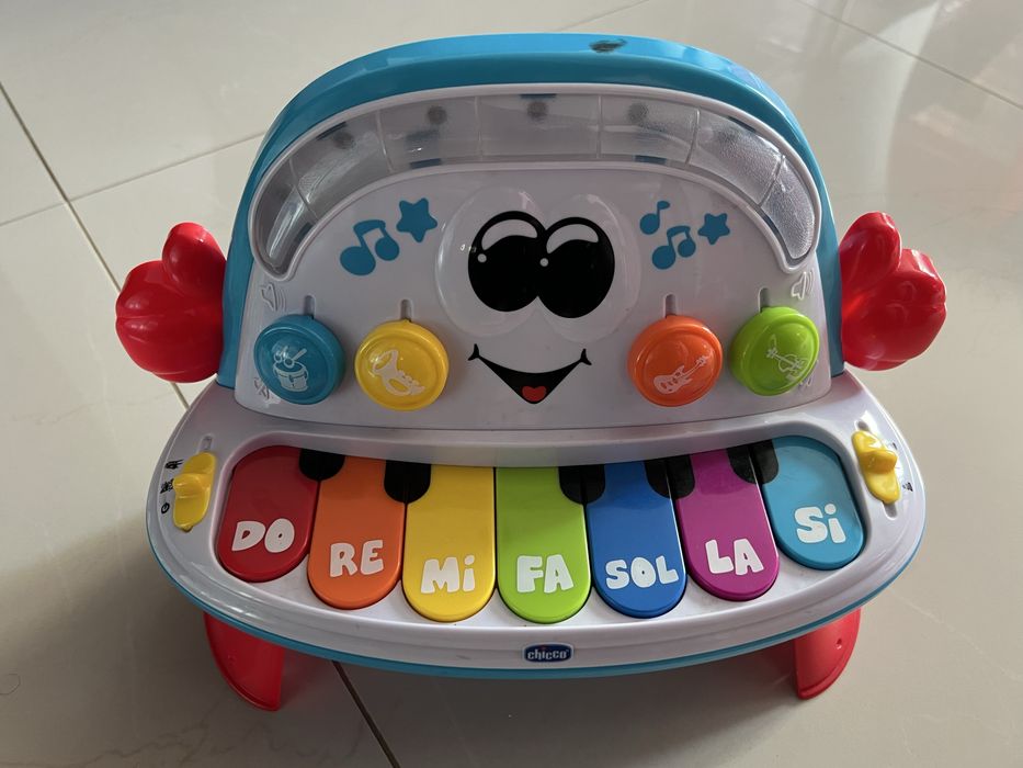 Piano musical chicco