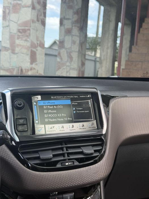 Авто Peugeot 2008 2013 1.2 бенз