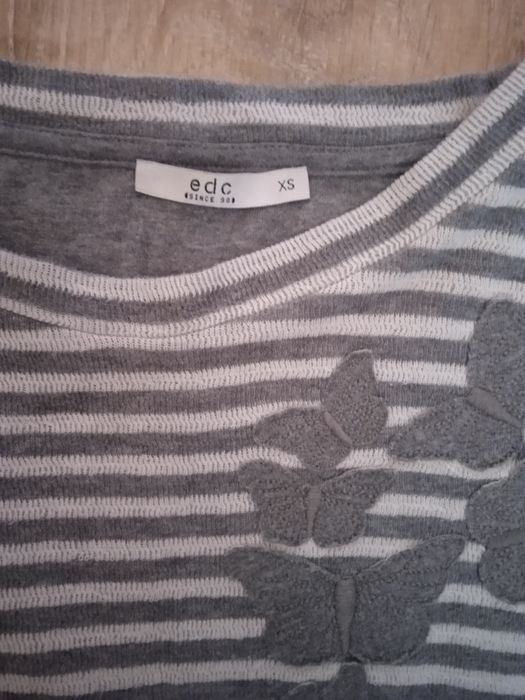 Продам сіру кофту