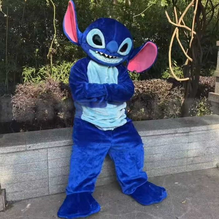 Mascote S T I T C H
