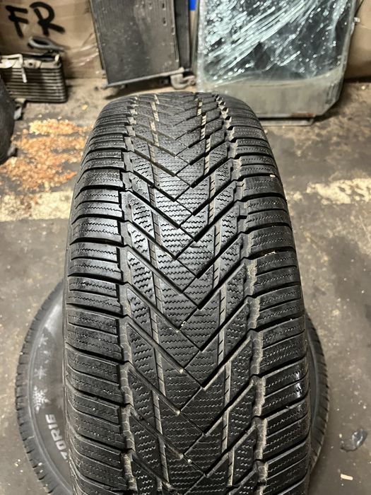 Пара зимової гуми 245/70 r16 Powertrac Зимова пара 245/70 р16 для джипа чи пікапа