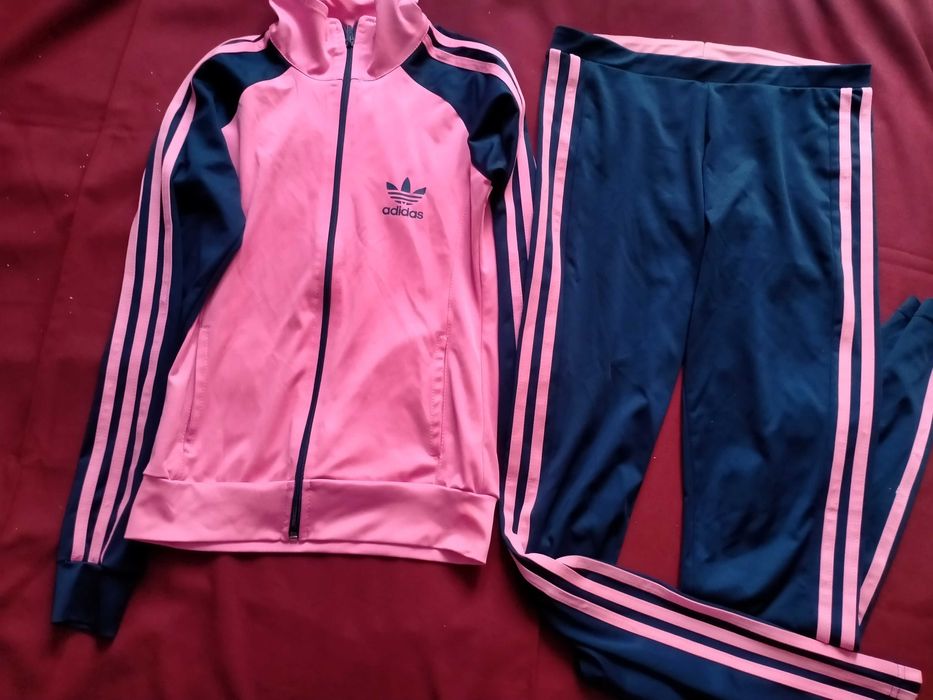 Пуховик натуральний зимовий спортивний костюм 42-44р.