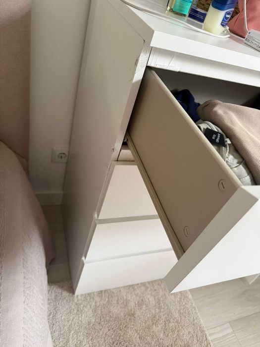 Cómoda Alta Branca IKEA (Gaveteiro / Camiseiro)