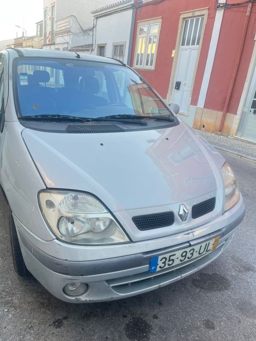Vende-se Carro Renault