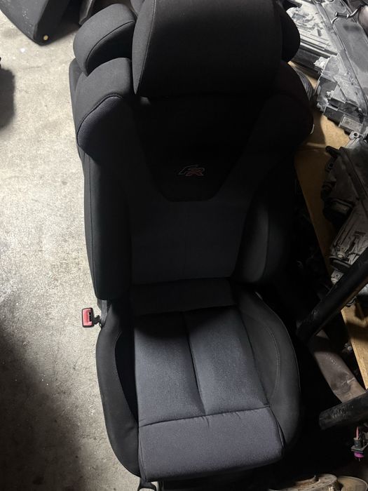 Bancos Seat Leon 1P FR (originais)