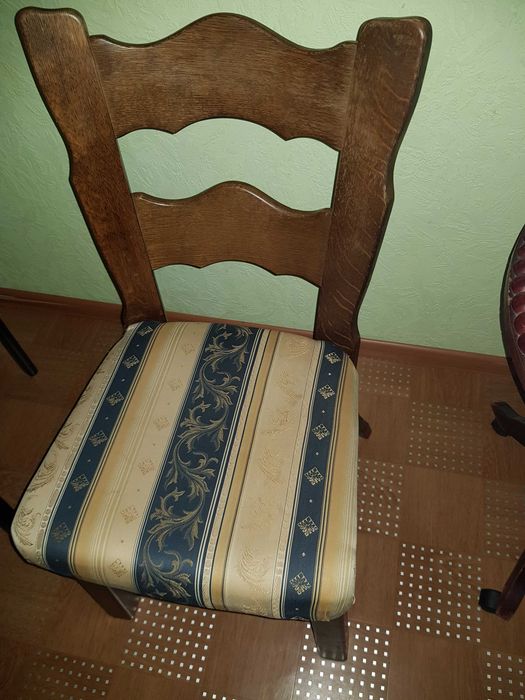 дубові стільці з Голандії