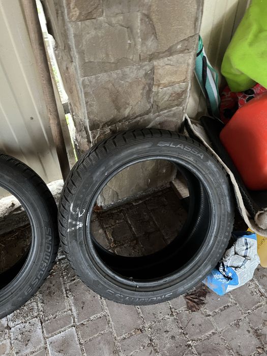 LASSA 235/45 R17 , зима, 4 шт, 5 мм