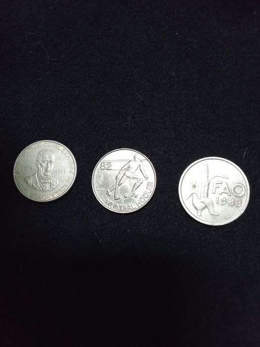 Moedas Comemorativas (3) de 2.50 Escudos