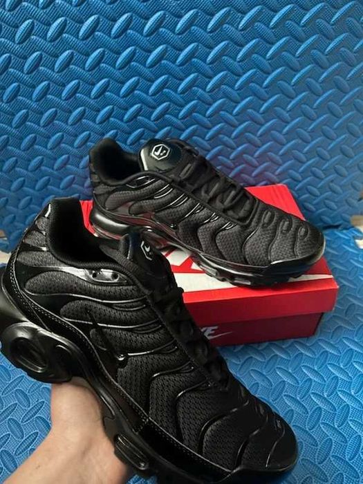 Nike TN Air Max Plus 1 black Rozmiar  44