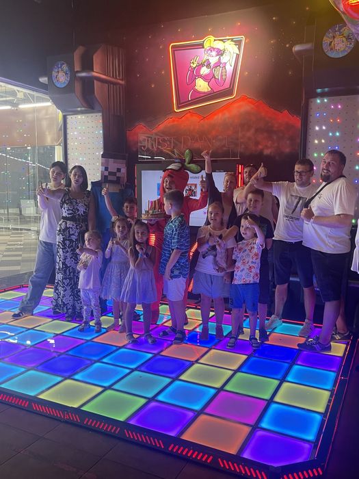 Танцювальні системи JUST DANCE Атракціони в дитячі центри