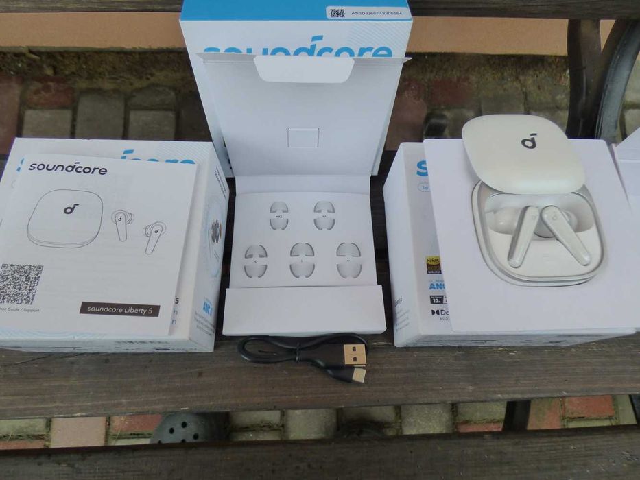 Навушники Anker SoundCore Liberty 5 White