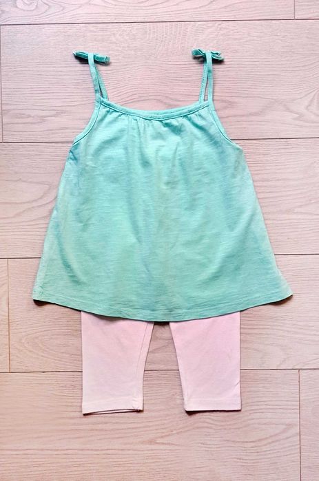 Дешево! Новый Комплект: майка + лосины / костюм