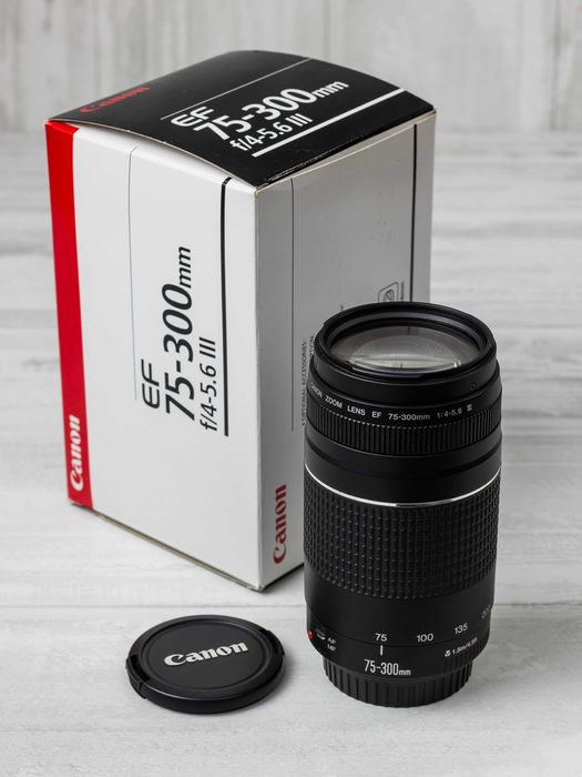 Canon EF 75-300mm f/4.0-5.6 III телеоб'єктив