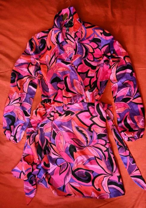 Яркое женское Платье "New Look"