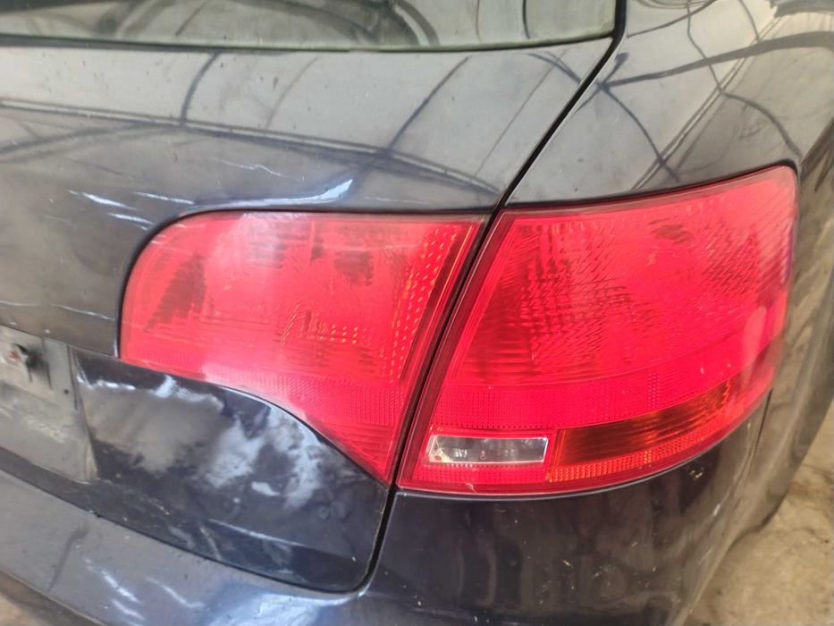 Lampa Tył Tylna Lewa lub Prawa Błotnika i Klapy Audi A4 B7 Kombi kpl.