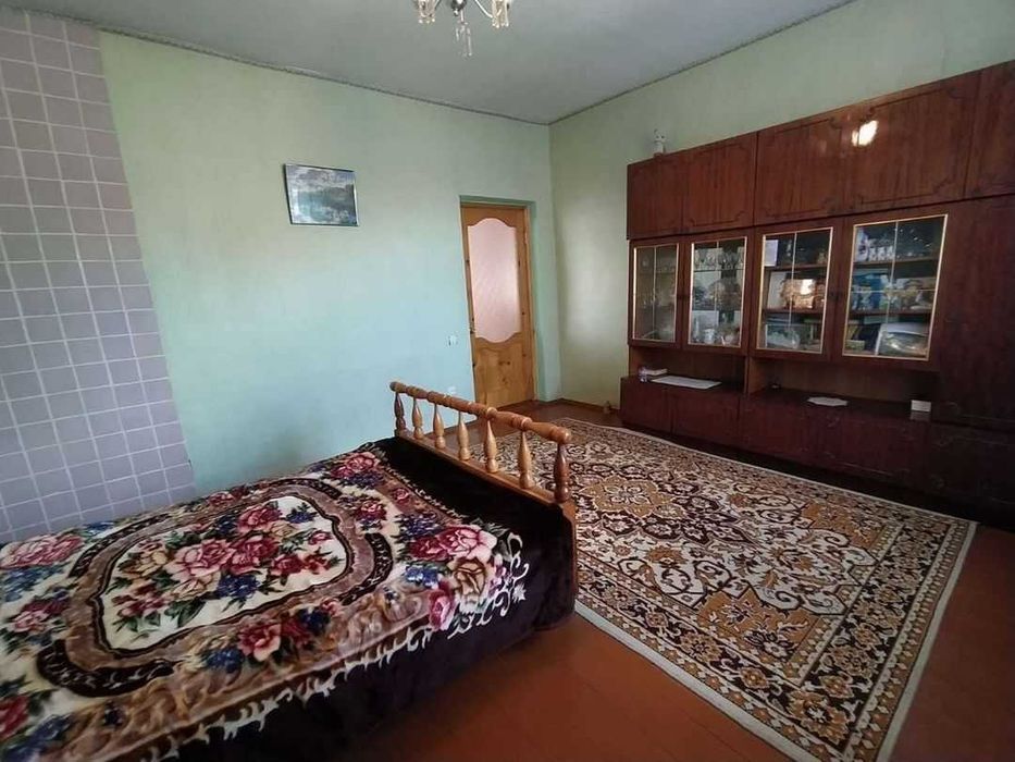 Дом с газовым отоплением и участком на 11 соток, 75 м2, 3 комнаты