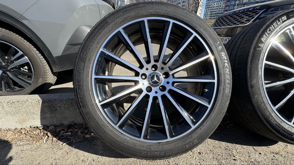 Оригінальні AMG диски Mercedes GLC R20 різноширокі