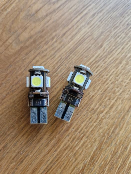 2x luz de presença led W5W