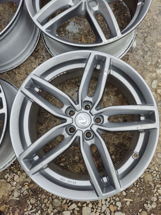 Диски 5.114,3R19 8j et30 dia60,1 Lexus RX/NX/Toyota Highlander