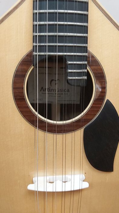 Guitarra de fado modelo Coimbra