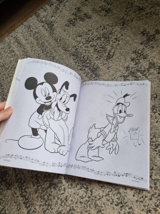 4. Mega kolorowanka Myszka Miki Minnie Mouse dla dzieci giga