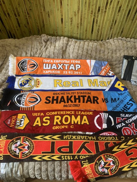 Футбольный шарф  180грн торг