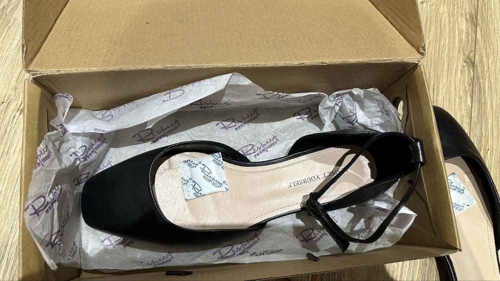 Дуже круті шкіряні балетки (стан нових) Respect