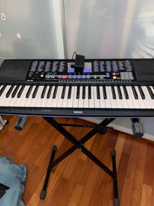 Teclado Yamaha PSR-190