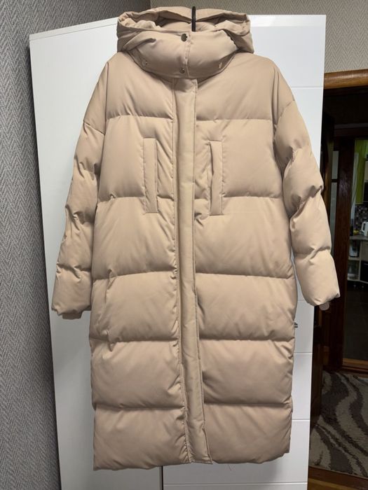 Зимова куртка пуховик пальто