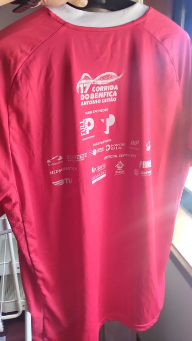 Camisola Benfica corrida António Leitão