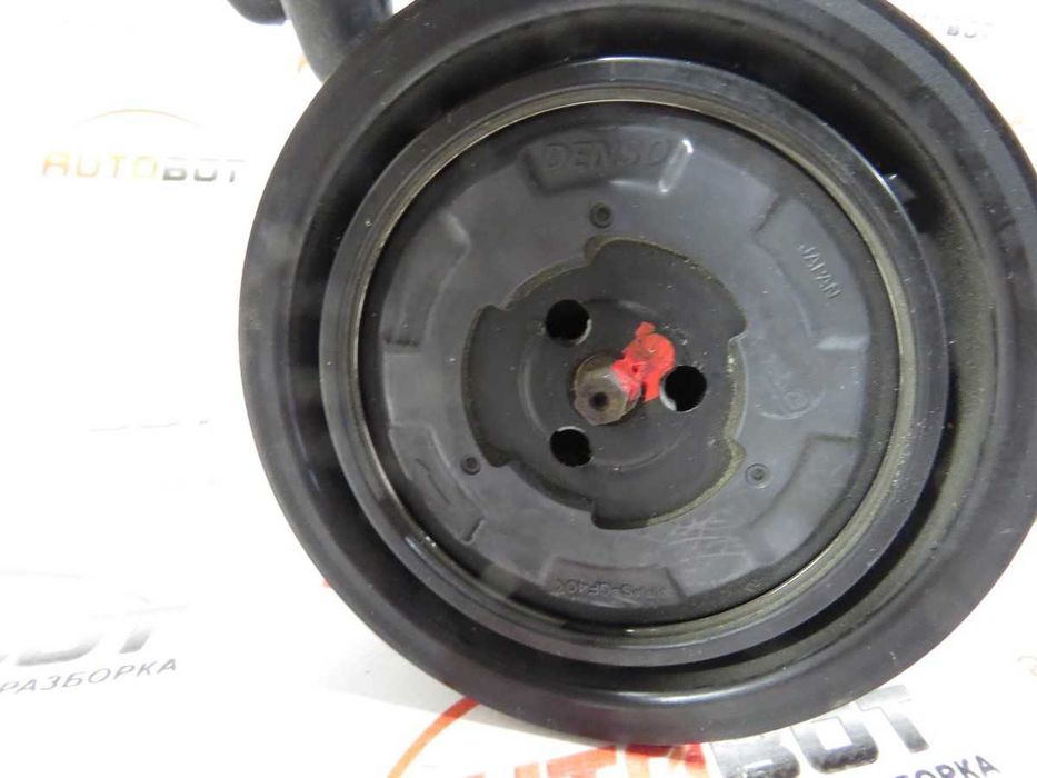Компресор кондиціонера на Peugeot 308, Citroen C4 DS3 DS4 DS5 1.4 VTI