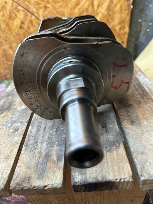 Коленвал Subaru 2.5