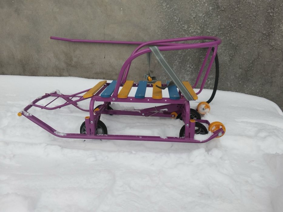 Продам нові санки Nuka kigs