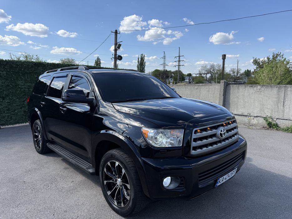 Toyota Sequoia Platinum