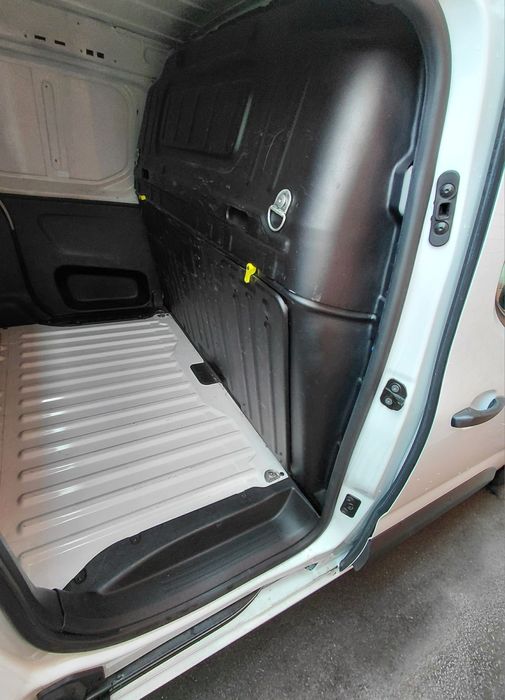 Пежо партнер 1.6диз